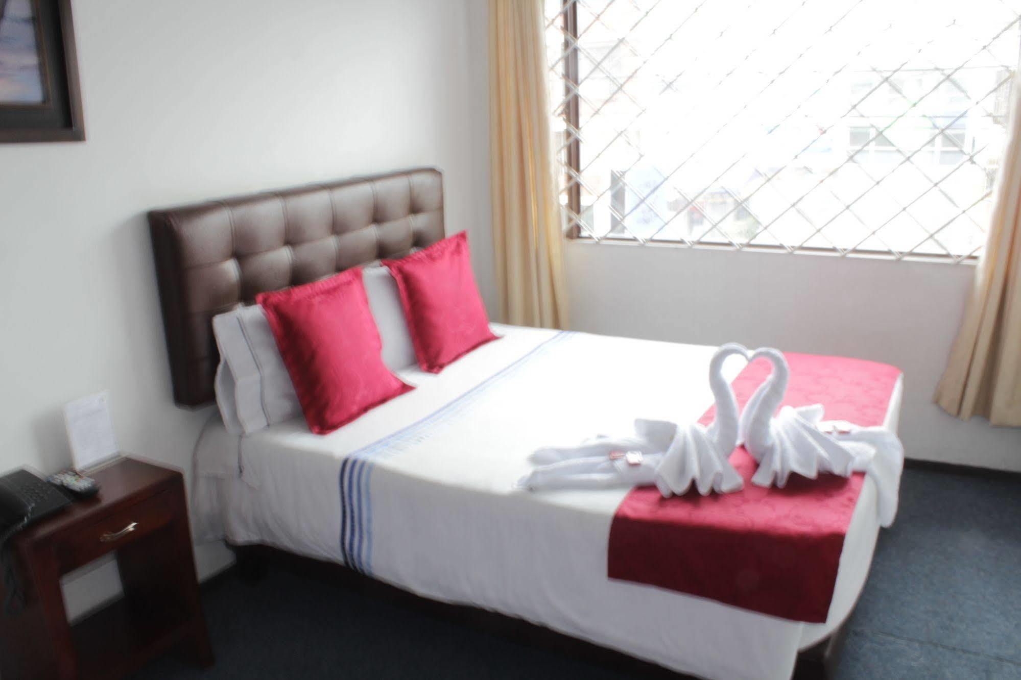 Hostel Av Suba 116 Bogotá Eksteriør bilde