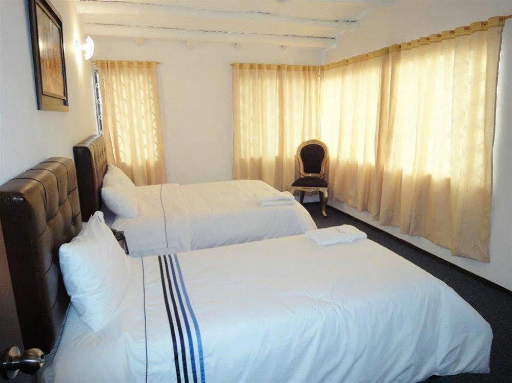 Hostel Av Suba 116 Bogotá Eksteriør bilde
